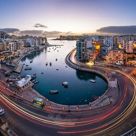 Gzira Modern Getaway *