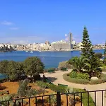 Gzira Modern Getaway By Buena Vista