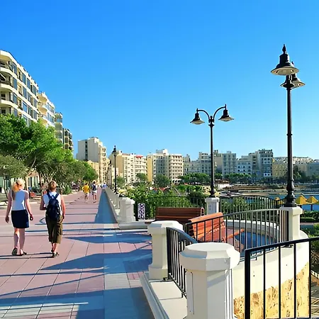 Gzira Modern Getaway Sliema