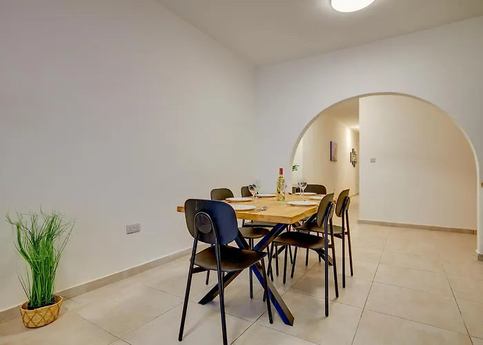 Gzira Modern Getaway By Buena Vista Sliema